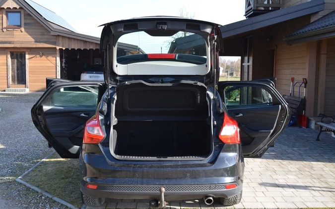 Ford Focus cena 19990 przebieg: 186571, rok produkcji 2014 z Karpacz małe 277